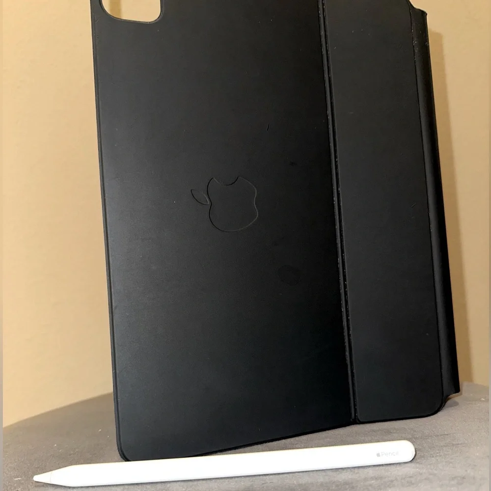 Apple - Magic Keyboard for iPad Air 11